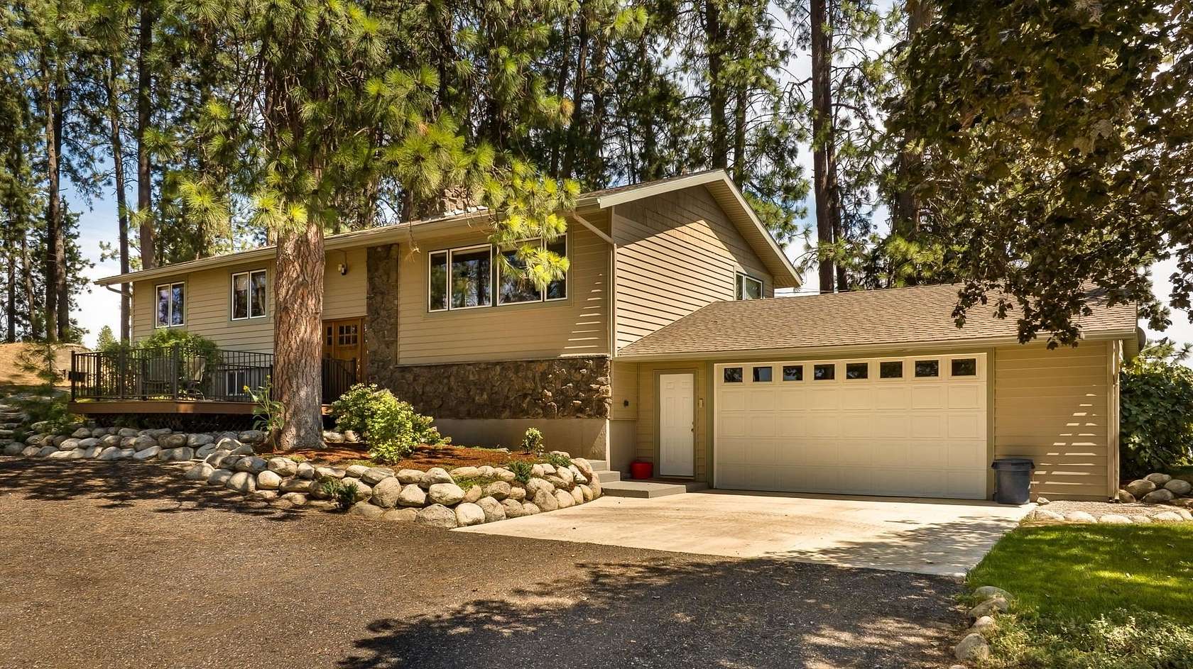 5 Acres of Residential Land with Home for Sale in Mead, Washington