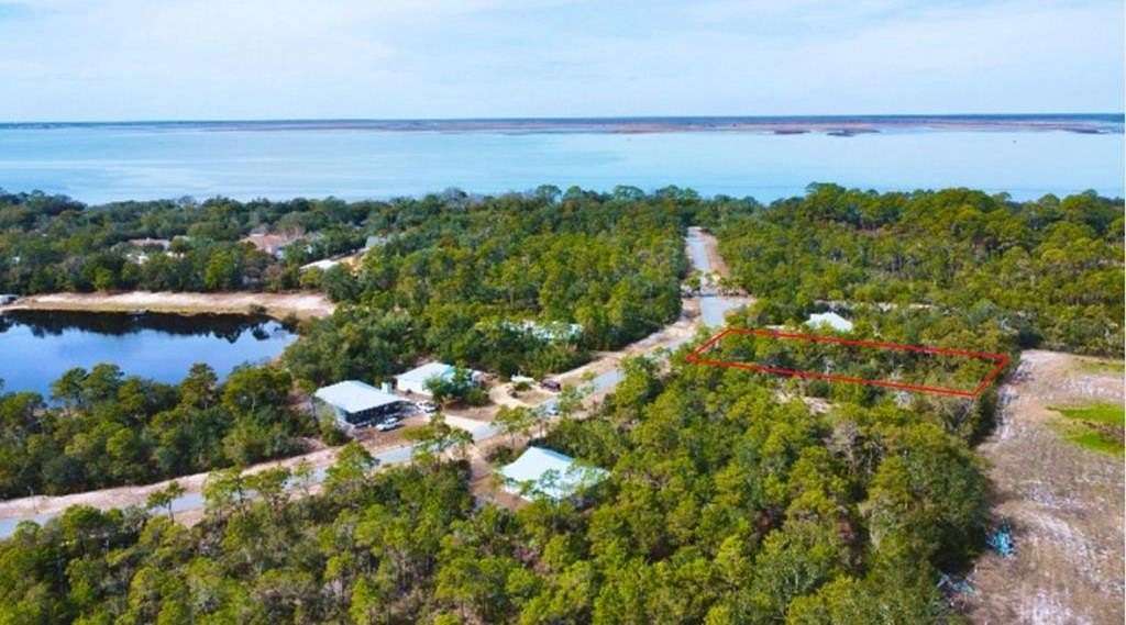 0.33 Acres of Residential Land for Sale in Eastpoint, Florida