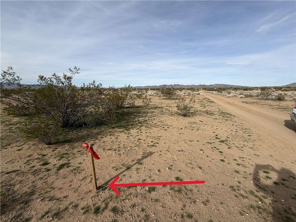 2.5 Acres of Residential Land for Sale in Dolan Springs, Arizona