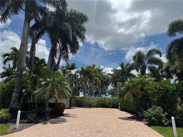 0.07 Acres of Land for Sale in Naples, Florida