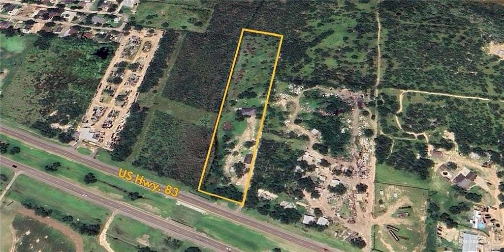 4 Acres of Improved Commercial Land for Sale in Rio Grande City, Texas