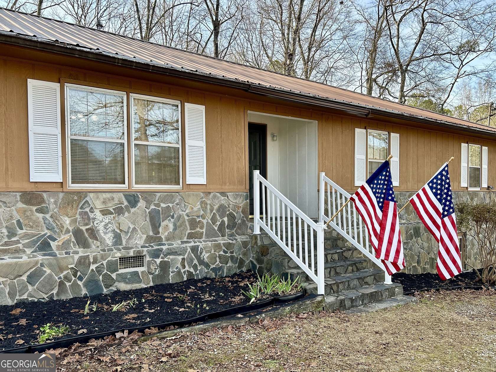 2.68 Acres of Residential Land with Home for Sale in Franklin, Georgia