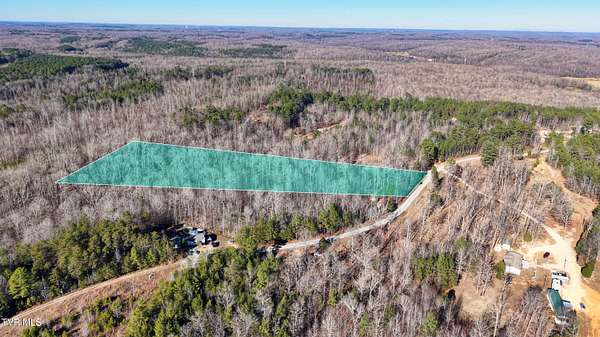 5.29 Acres of Residential Land for Sale in Camden, Tennessee