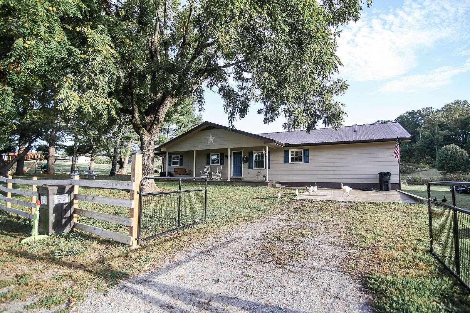 2.84 Acres of Residential Land with Home for Sale in Greeneville, Tennessee