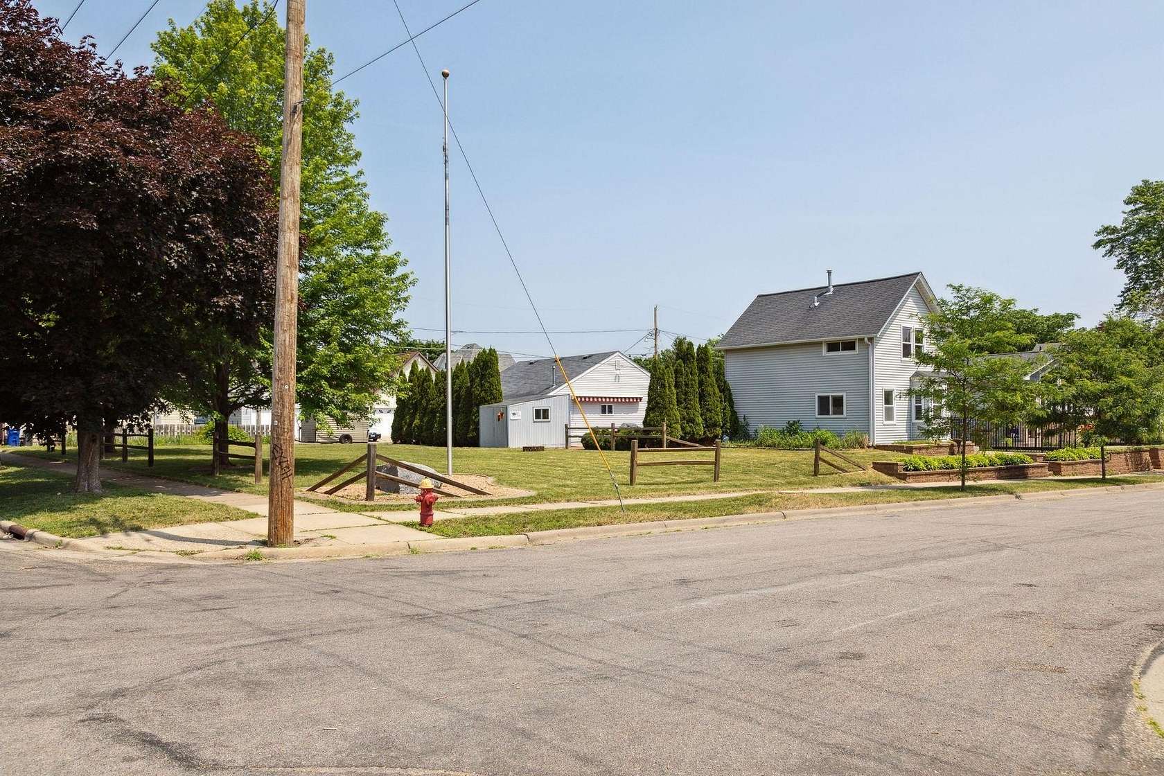 0.1 Acres of Land for Sale in St. Paul, Minnesota