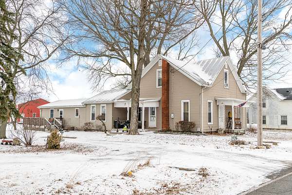 17.9 Acres of Land with Home for Sale in Conover, Ohio