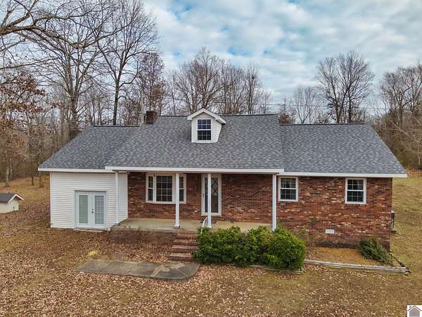 21.4 Acres of Land with Home for Sale in Benton, Kentucky