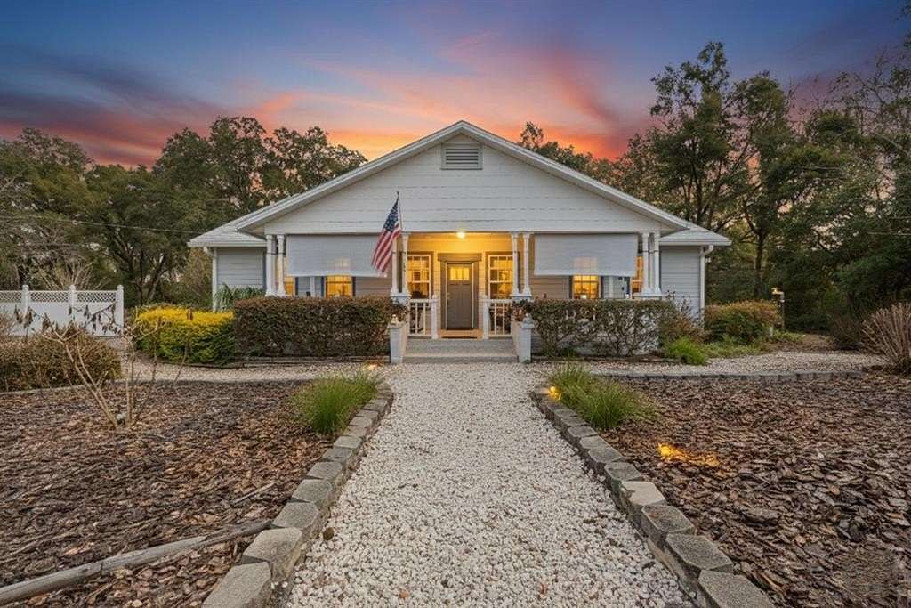 8.26 Acres of Land with Home for Sale in High Springs, Florida