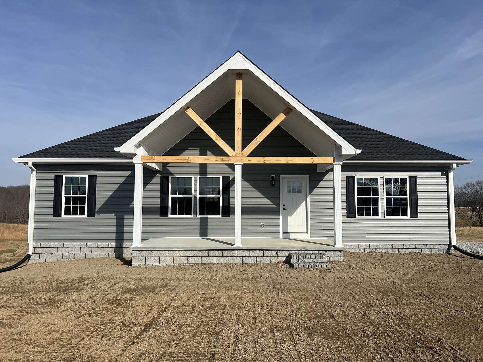 1.73 Acres of Residential Land with Home for Sale in Red Boiling Springs, Tennessee