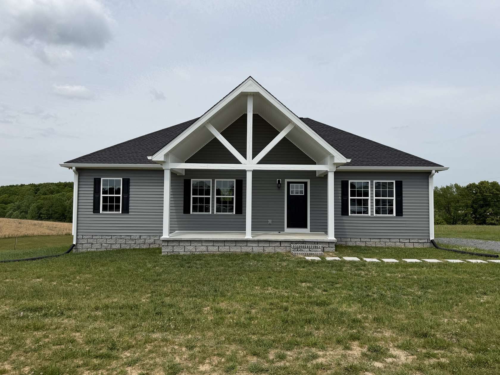1.73 Acres of Land with Home for Sale in Red Boiling Springs, Tennessee