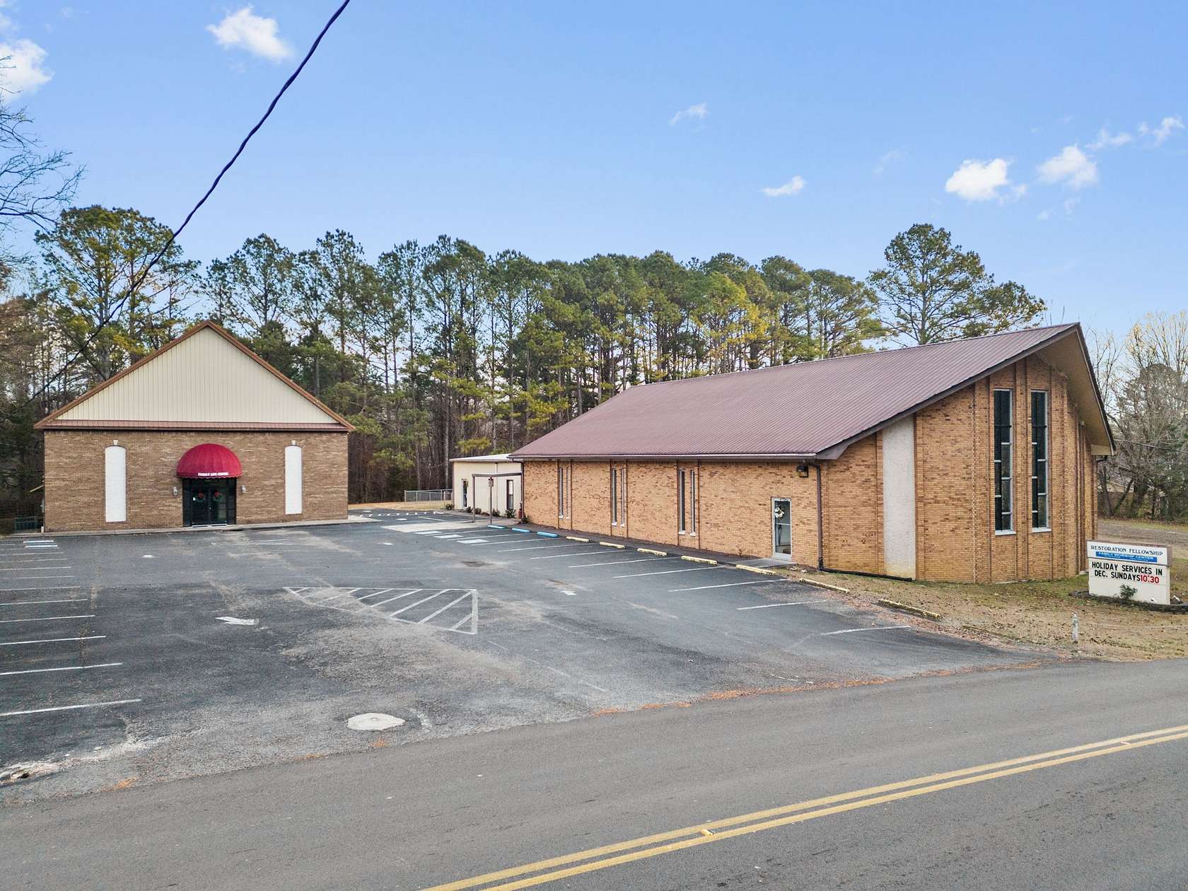 4.2 Acres of Improved Commercial Land for Sale in Cleveland, Tennessee