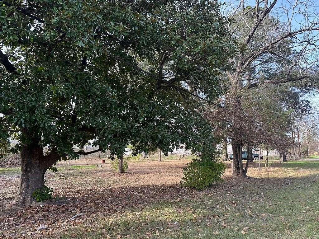 0.73 Acres of Mixed-Use Land for Sale in Crockett, Texas