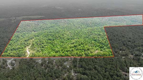 3 Acres of Residential Land for Sale in Lebanon, Missouri