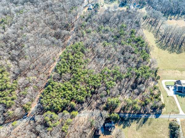 1 Acre of Residential Land for Sale in Niota, Tennessee