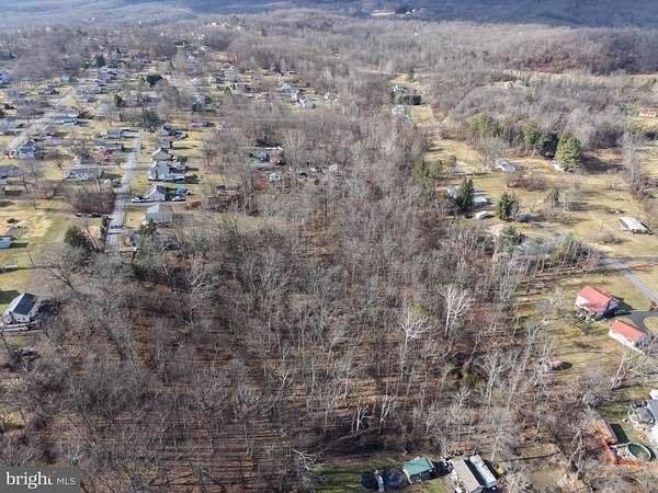 1.54 Acres of Residential Land for Auction in Cresaptown, Maryland