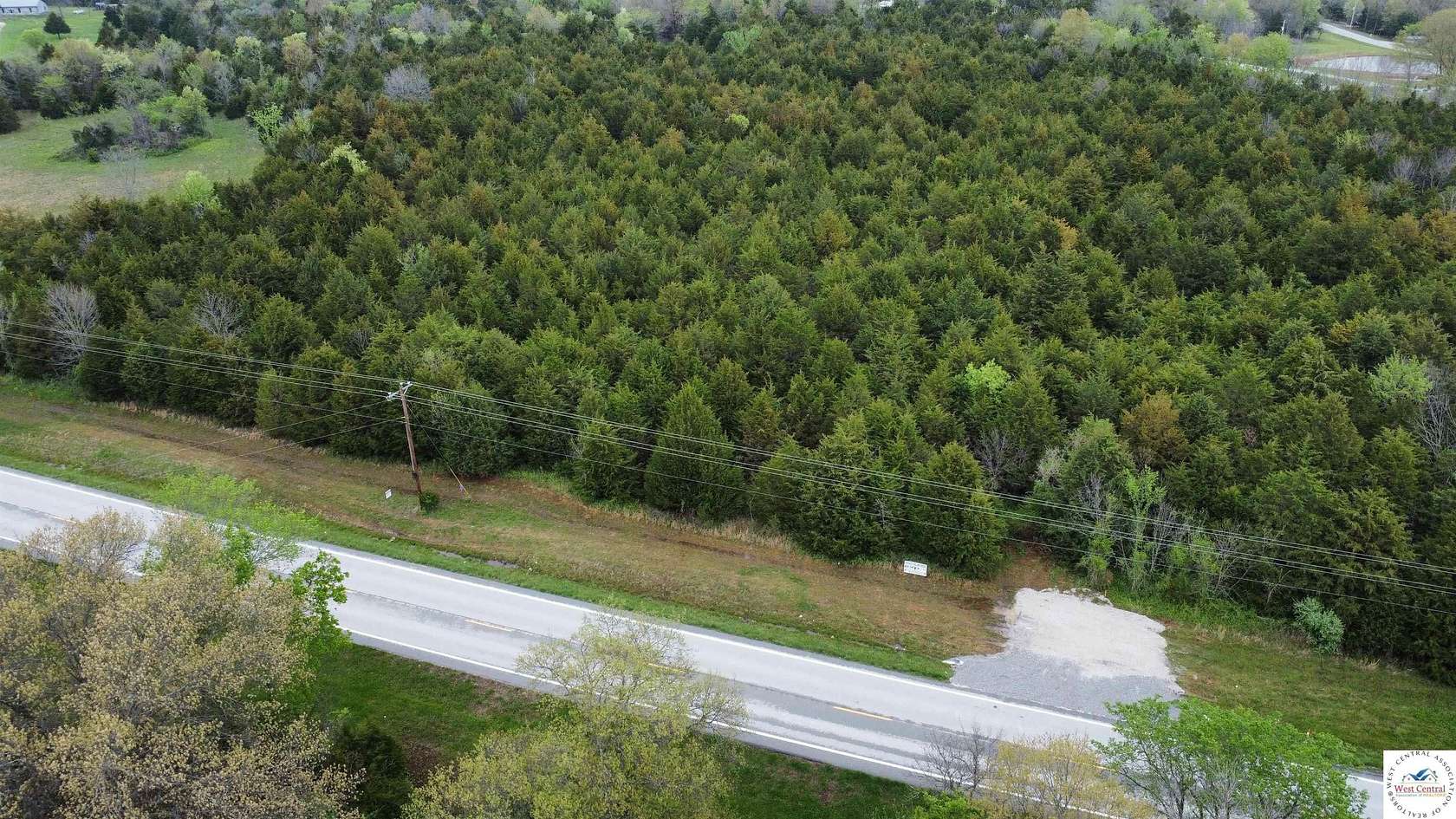 5.35 Acres of Residential Land for Sale in Clinton, Missouri