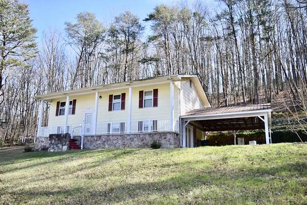 2.6 Acres of Residential Land with Home for Sale in Chattanooga, Tennessee