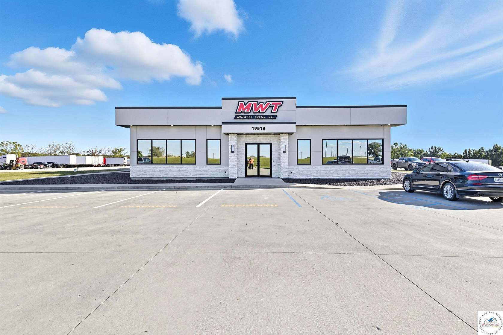 15 Acres of Improved Commercial Land for Sale in Sedalia, Missouri