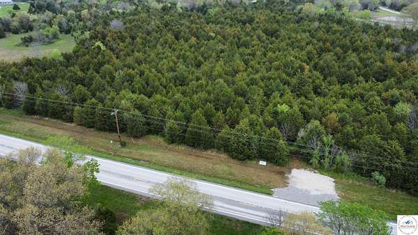 4.65 Acres of Residential Land for Sale in Clinton, Missouri