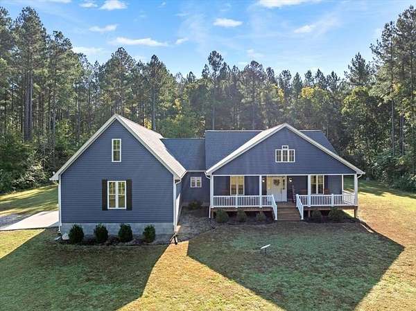 4 Acres of Residential Land with Home for Sale in Nelson, Virginia