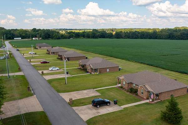 14.8 Acres of Improved Mixed-Use Land for Sale in Lawrenceburg, Tennessee