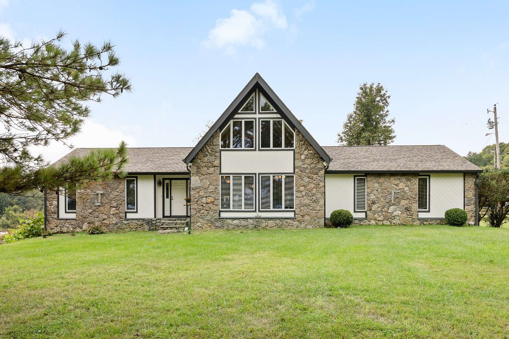 5 Acres of Residential Land with Home for Lease in Thompson's Station, Tennessee