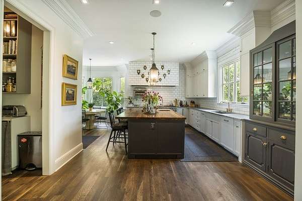 4 Acres of Residential Land with Home for Lease in Franklin, Tennessee