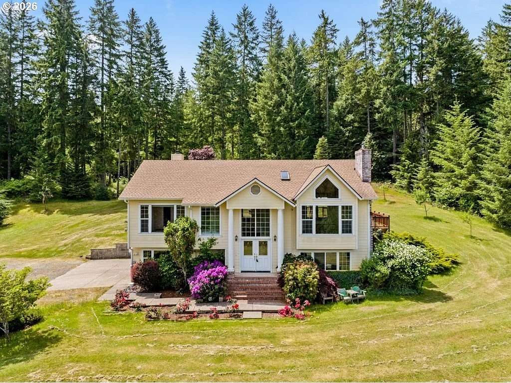5.26 Acres of Land with Home for Sale in Cottage Grove, Oregon