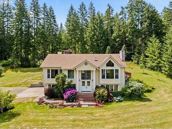 5.26 Acres of Land with Home for Sale in Cottage Grove, Oregon
