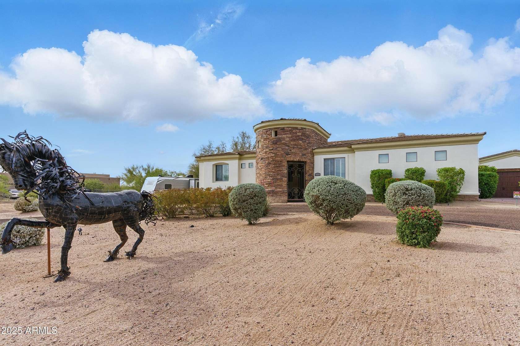 2.2 Acres of Residential Land with Home for Sale in Cave Creek, Arizona