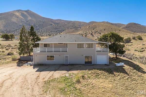 2.22 Acres of Residential Land with Home for Sale in Weldon, California