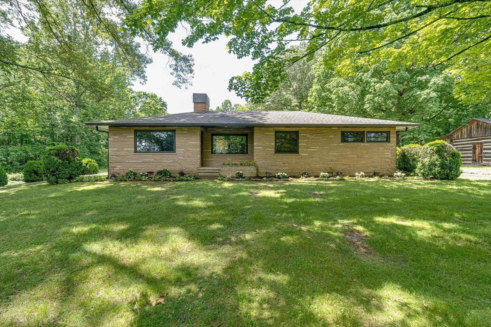 5.1 Acres of Residential Land with Home for Sale in Decatur, Tennessee