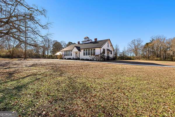 3 Acres of Residential Land with Home for Sale in Williamson, Georgia