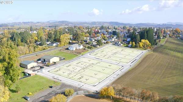 1.24 Acres of Residential Land for Sale in Carlton, Oregon