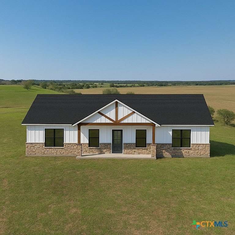 5 Acres of Residential Land with Home for Sale in Gatesville, Texas