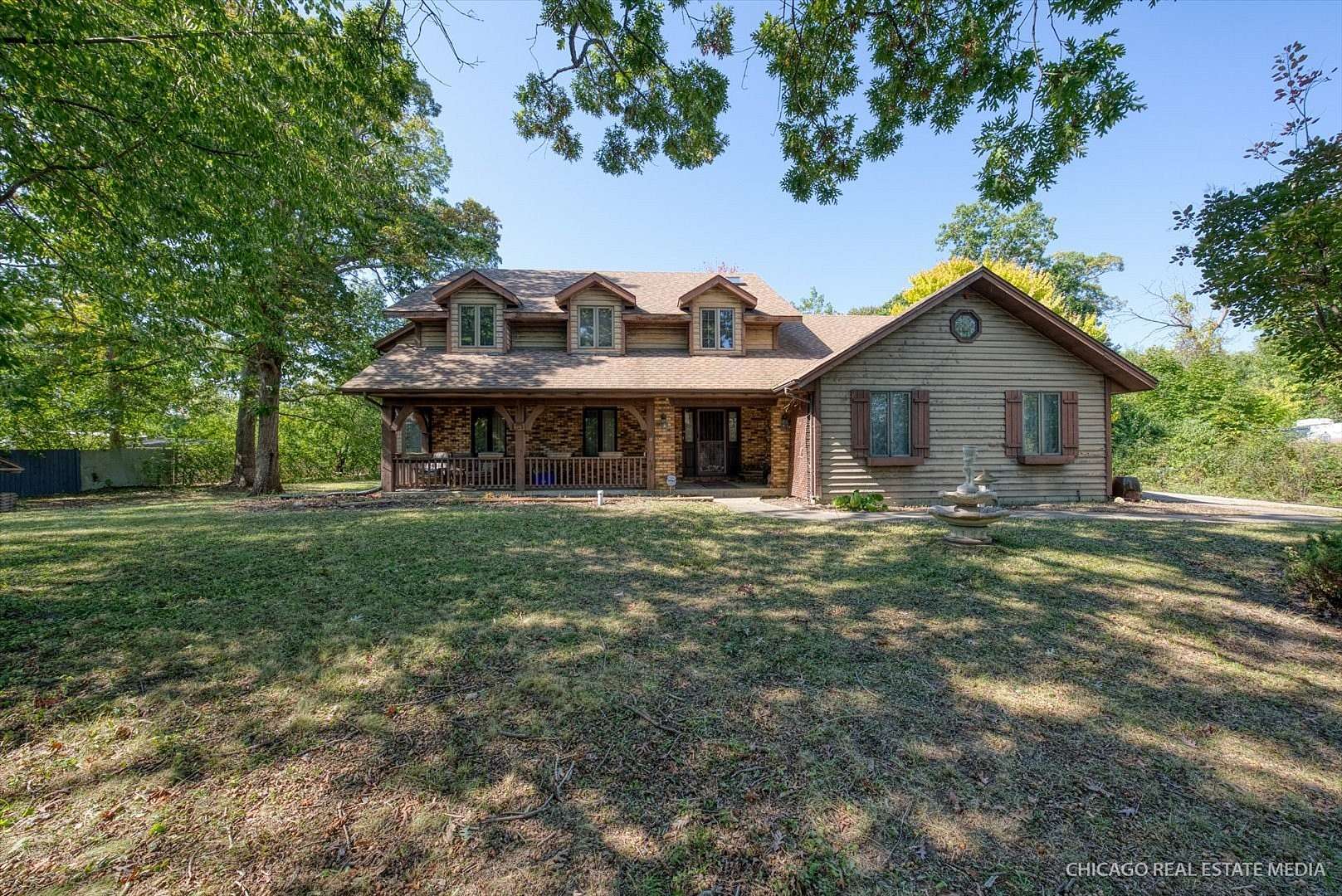 1.5 Acres of Residential Land with Home for Sale in Gurnee, Illinois