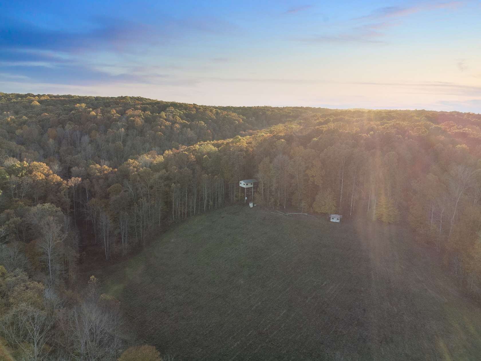 105 Acres of Land for Sale in McEwen, Tennessee