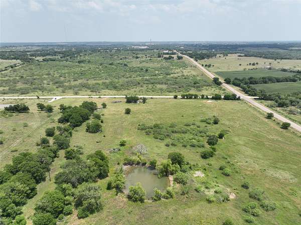 2.2 Acres of Residential Land for Sale in Moody, Texas