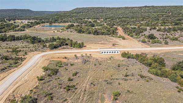 8 Acres of Land for Sale in Santo, Texas