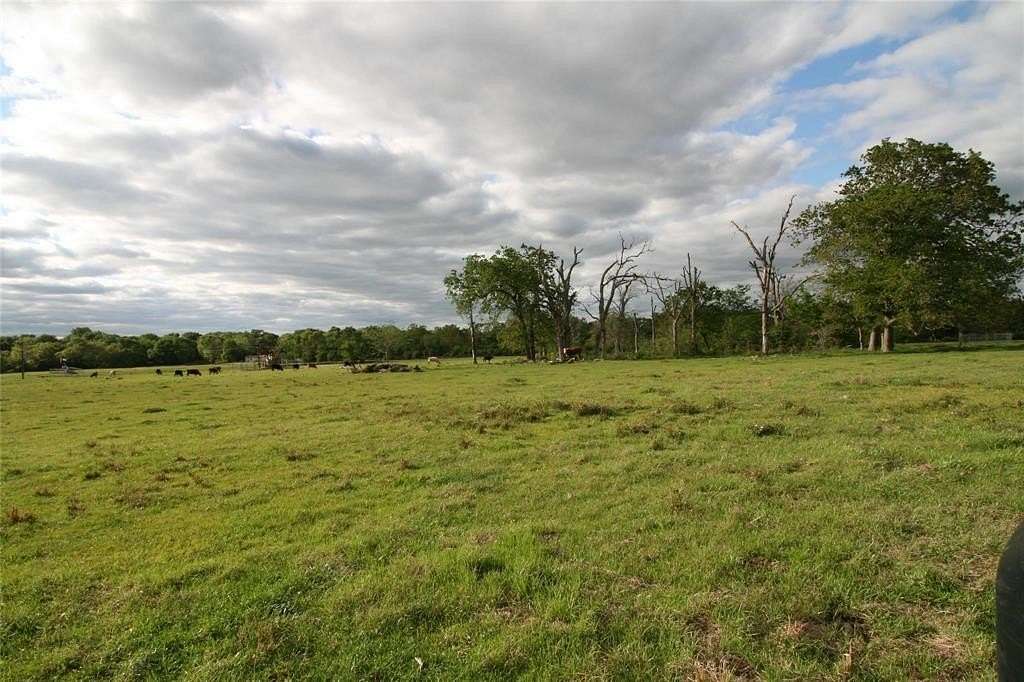 10.2 Acres of Land for Sale in Van, Texas