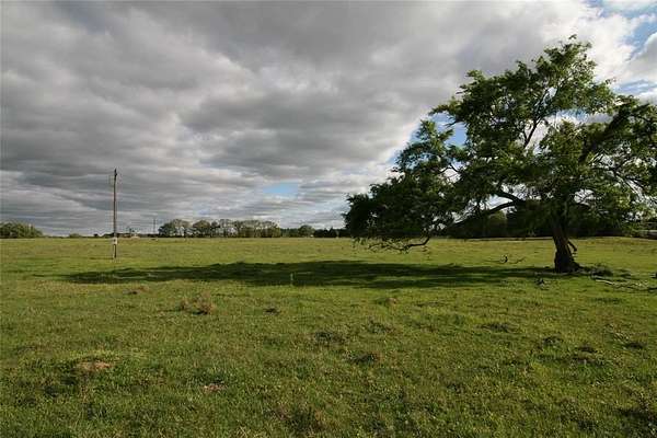 20.2 Acres of Land for Sale in Van, Texas
