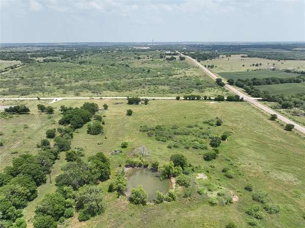 2 Acres of Residential Land for Sale in Moody, Texas