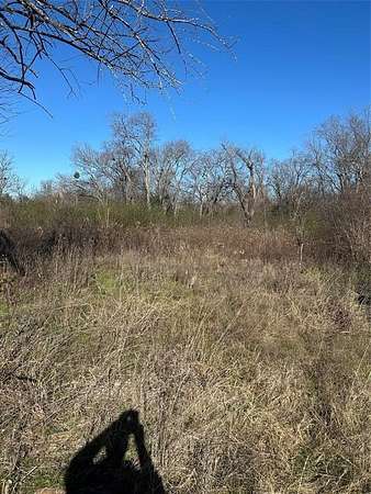 1 Acre of Residential Land for Sale in Ladonia, Texas