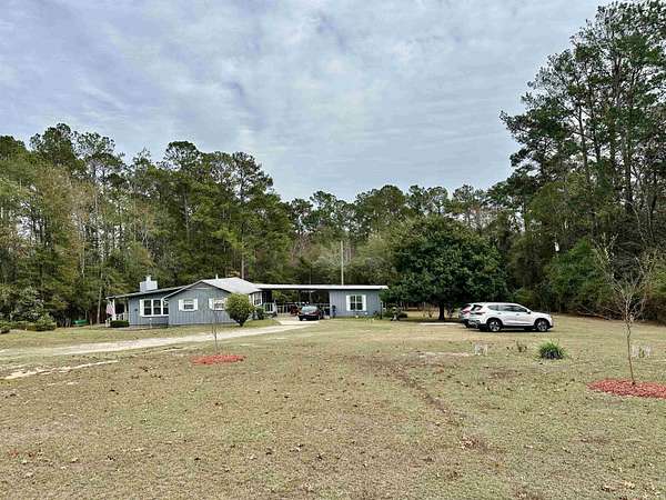 3 Acres of Residential Land with Home for Sale in Tallahassee, Florida