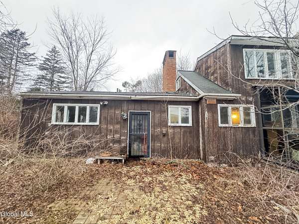 2.17 Acres of Residential Land with Home for Sale in Troy, New York