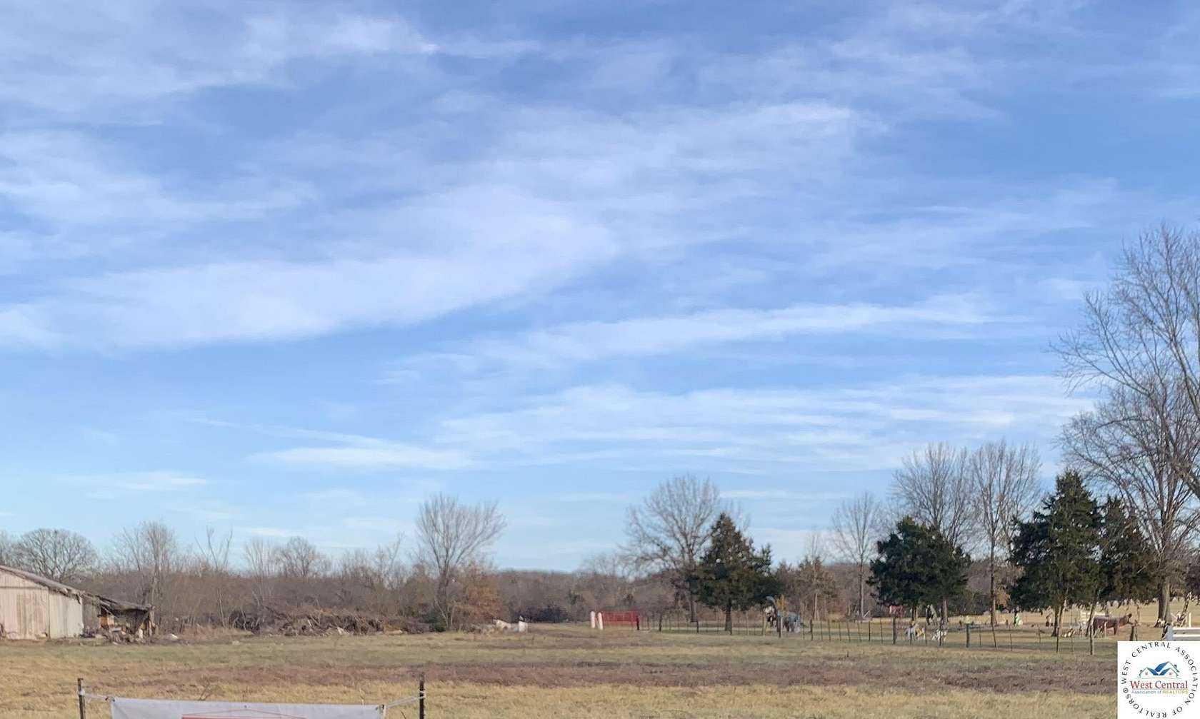 8 Acres of Residential Land for Sale in Sedalia, Missouri