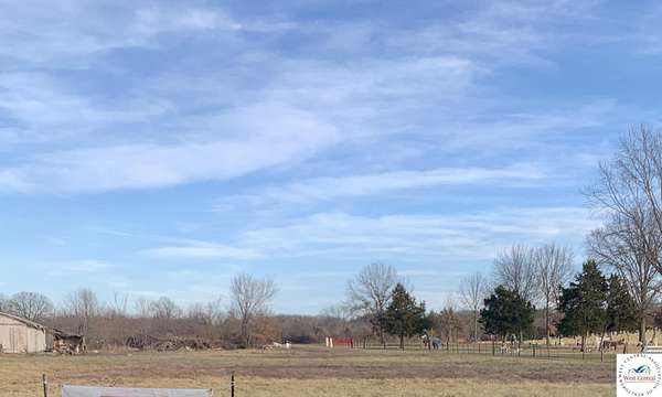 8 Acres of Residential Land for Sale in Sedalia, Missouri