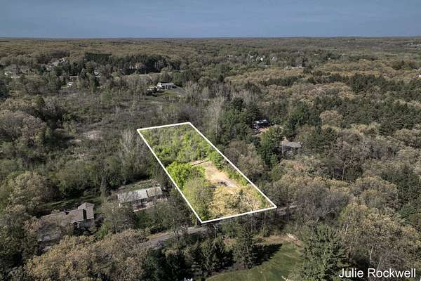 0.98 Acres of Residential Land for Sale in Grand Rapids, Michigan