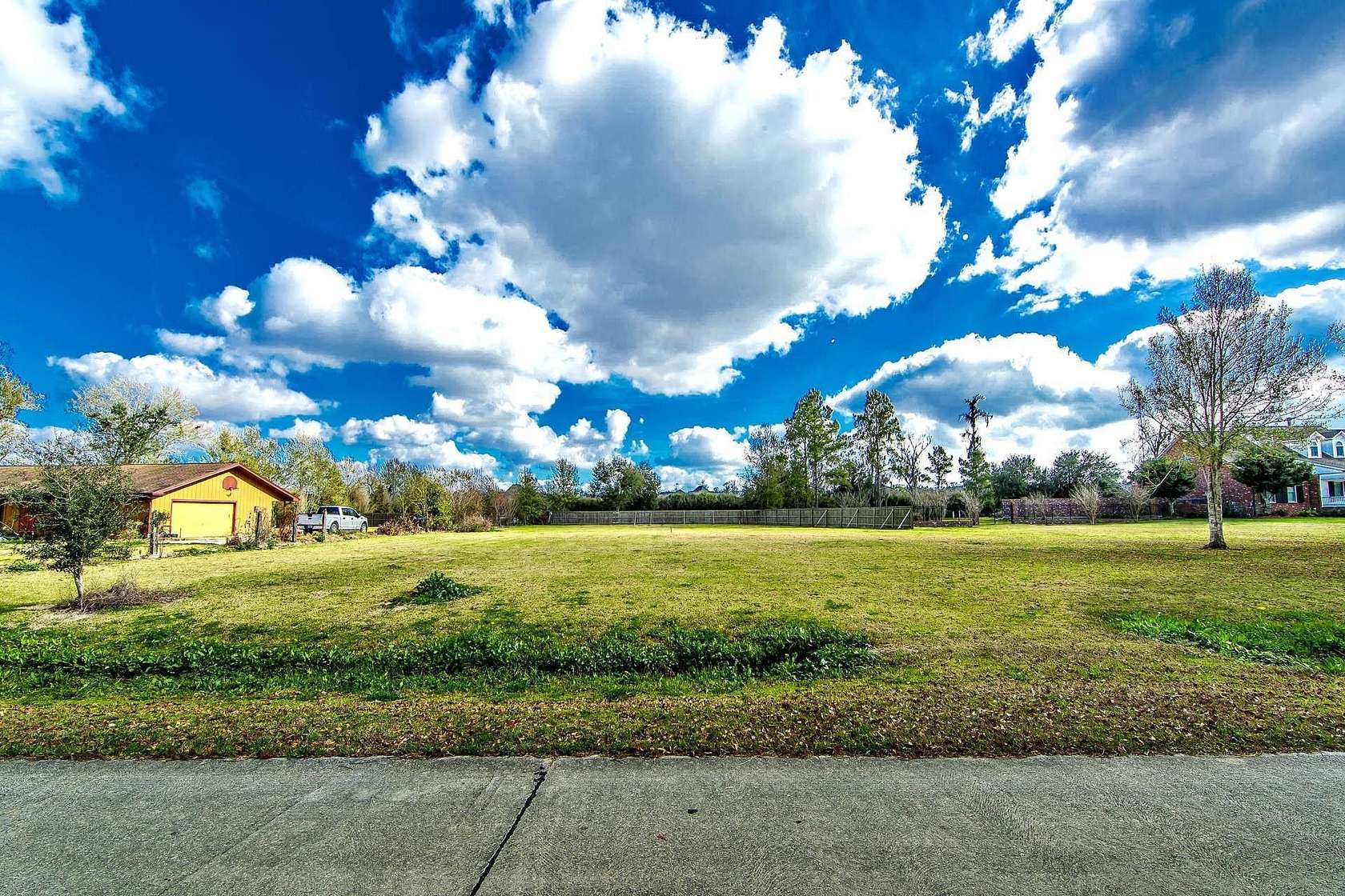 0.81 Acres of Residential Land for Sale in Houma, Louisiana