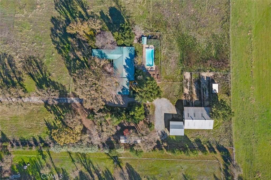 8 Acres of Land with Home for Sale in Santa Margarita, California